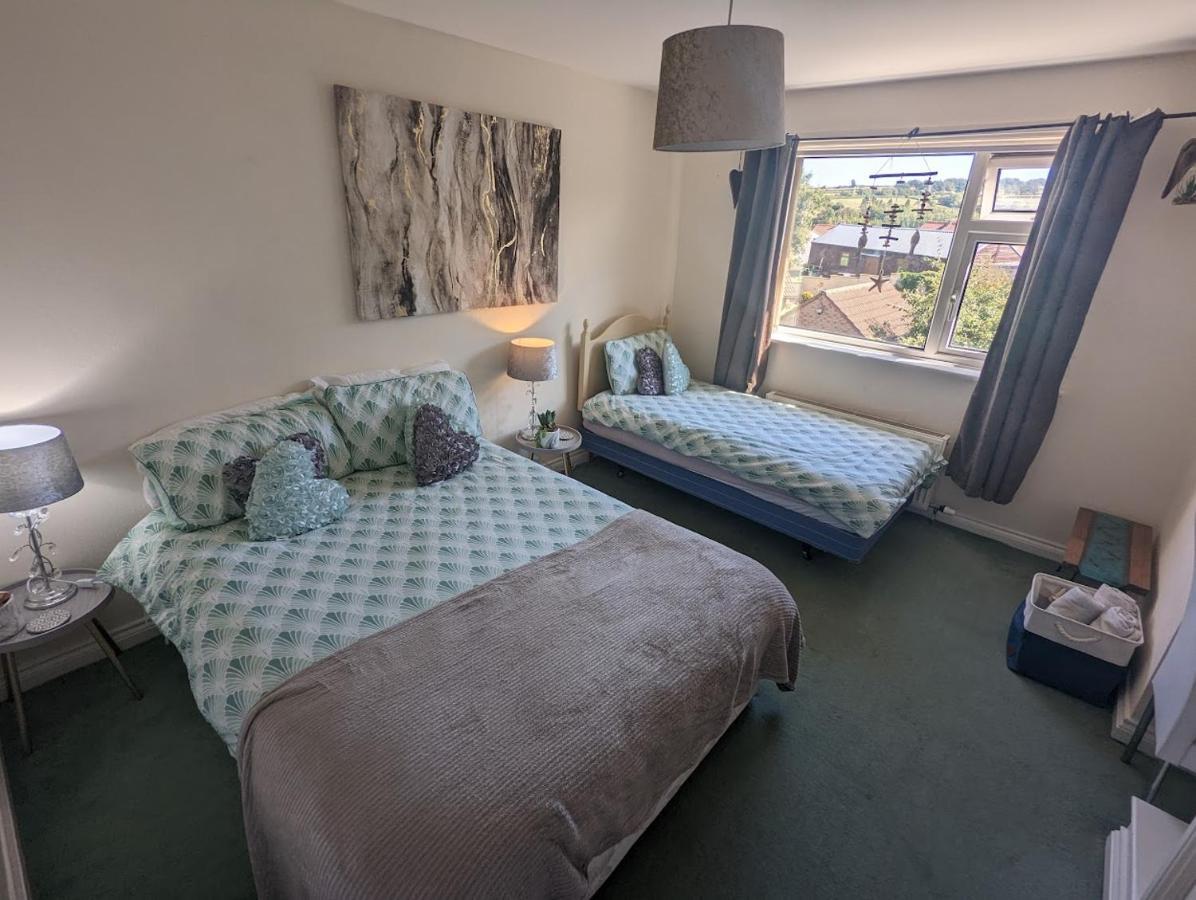 Fieldside View Sleeps 7 Village Near Whitby Sleights 外观 照片